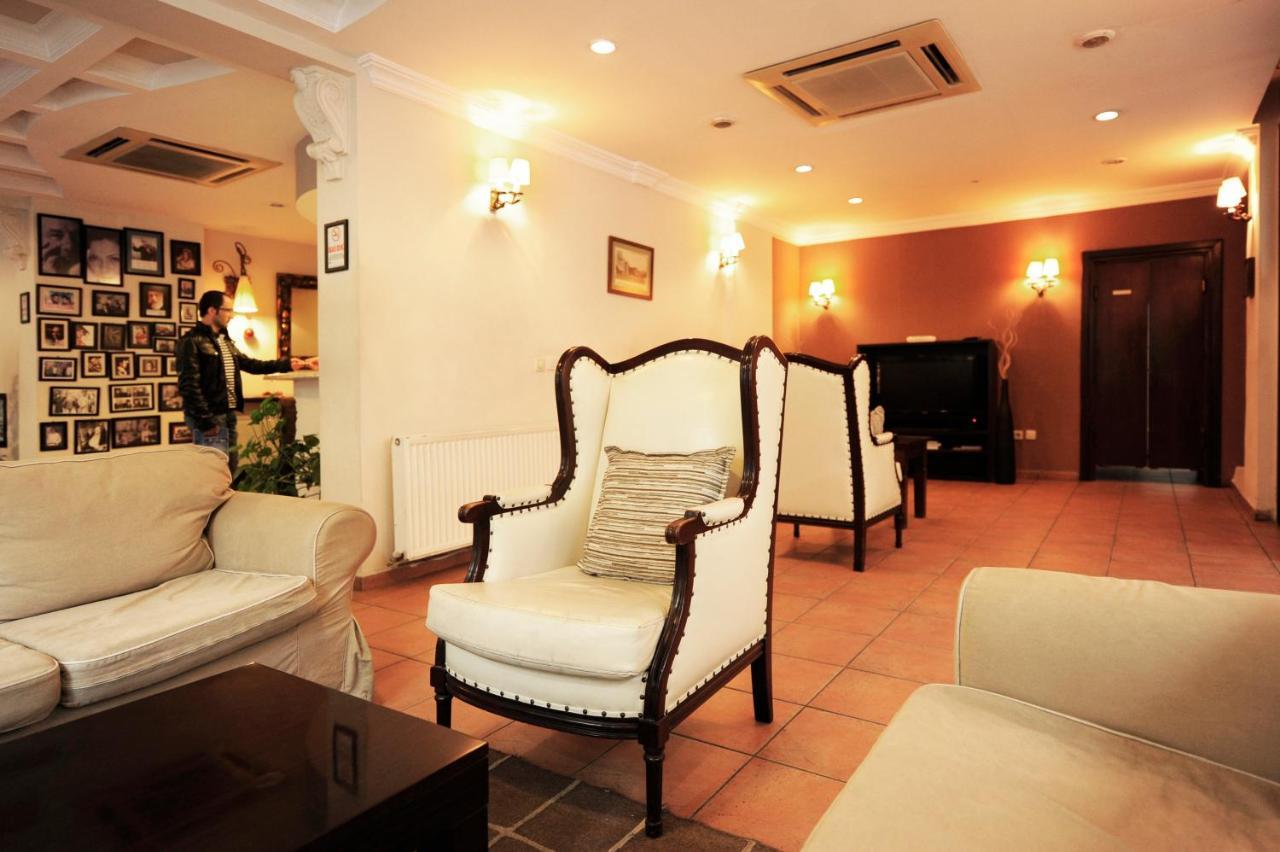 Uestuen Hotel Alsancak Esmirna Exterior foto